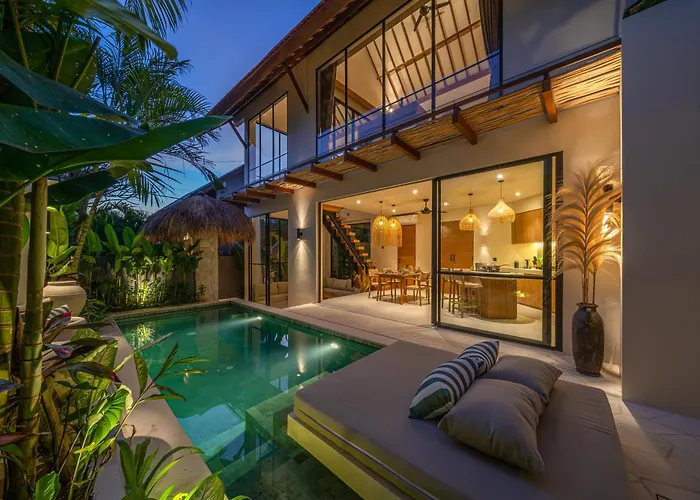 Yuko, Tropical Bliss 2br Villa, Short Stroll To *