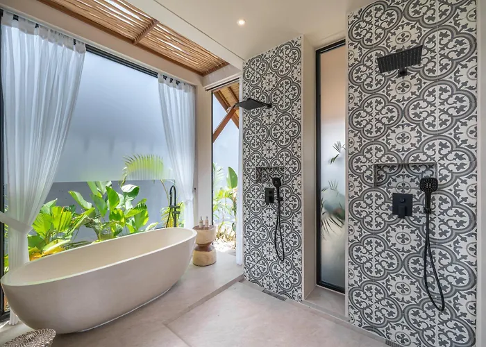 Yuko, Tropical Bliss 2br Villa, Short Stroll To * Canggu (Bali)