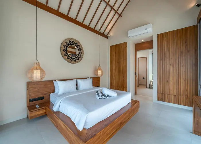 Yuko, Tropical Bliss 2br Villa, Short Stroll To * Canggu (Bali)