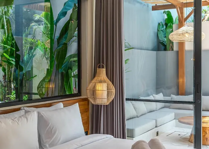 Yuko, Tropical Bliss 2br Villa, Short Stroll To *
